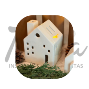 Molde de yeso Casa con chimenea